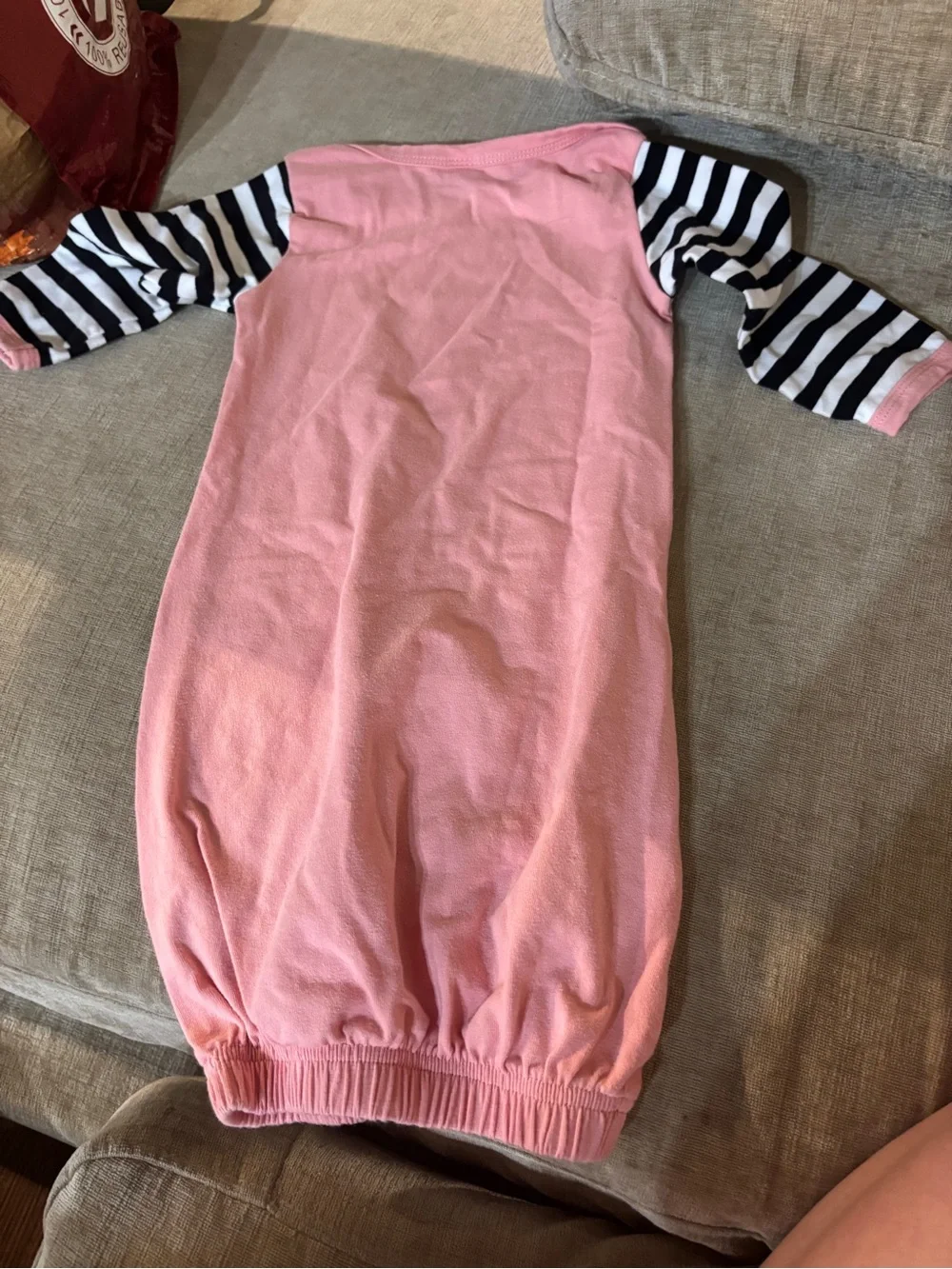 Baby Girl Pink “Little Sister” Gown Size 70 6-9M Black White Striped Sleeves
